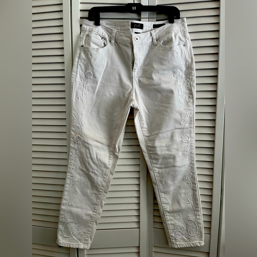 Earl Jean skinny ankle size 12. Pre loved with no proof of any wear